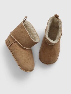 Baby Sherpa-Lined Boots 0-3 Months